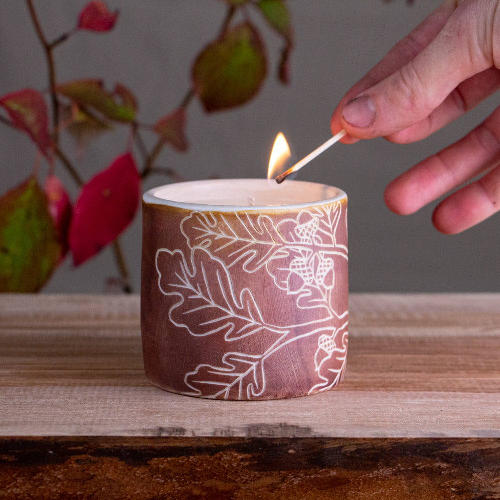 Carved Oak Branch Soy Candle [Sweet Cinnamon]