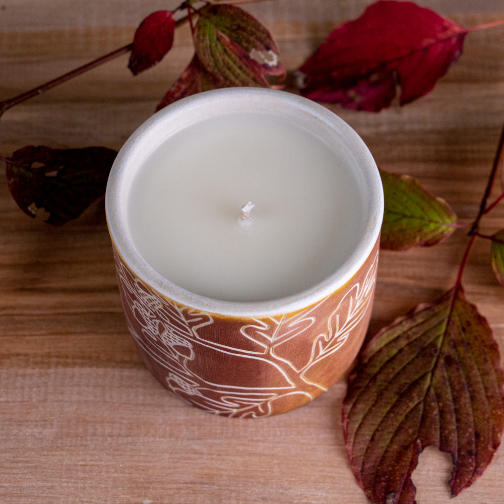 Carved Oak Branch Soy Candle [Sweet Cinnamon]