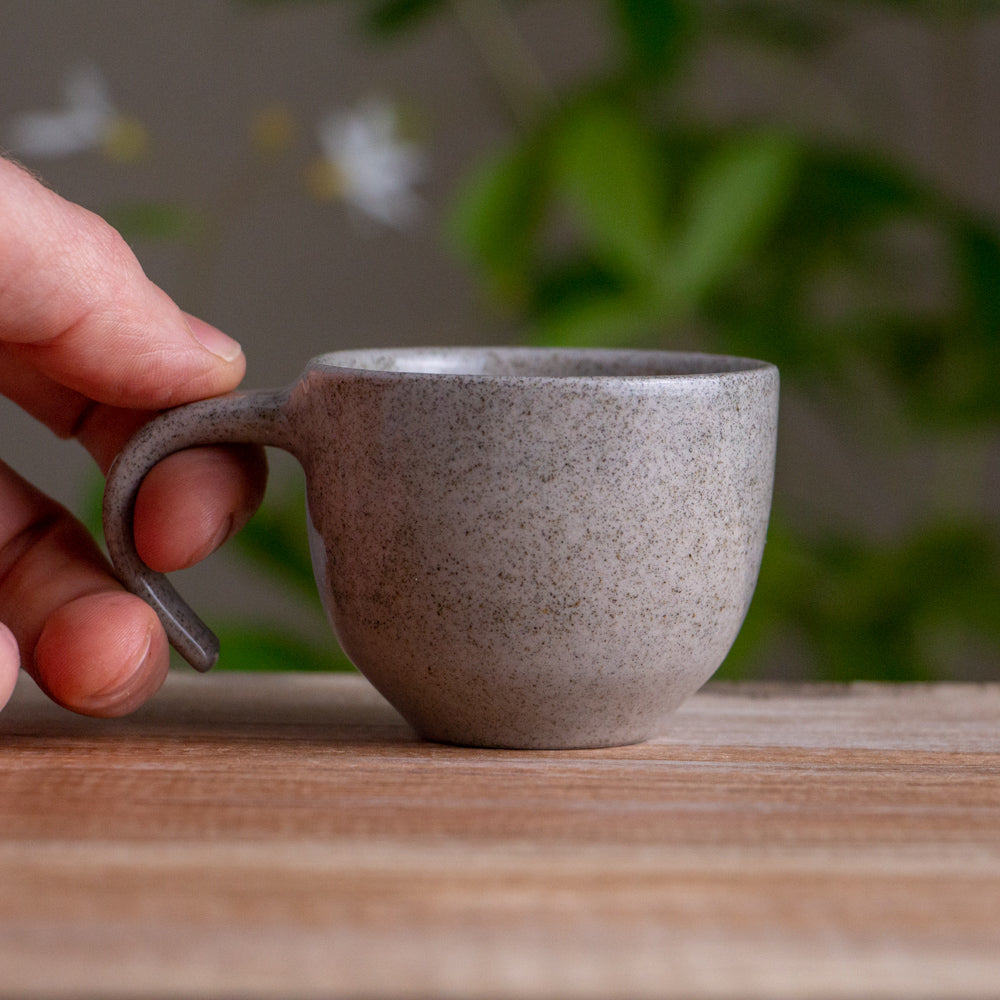 Gray Sandstone Sgraffito Hellebore Espresso Cup [3oz]