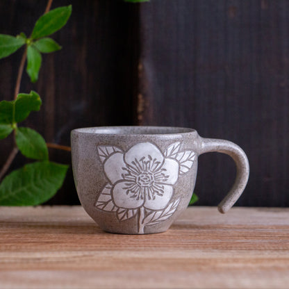 Gray Sandstone Sgraffito Hellebore Espresso Cup [3oz]