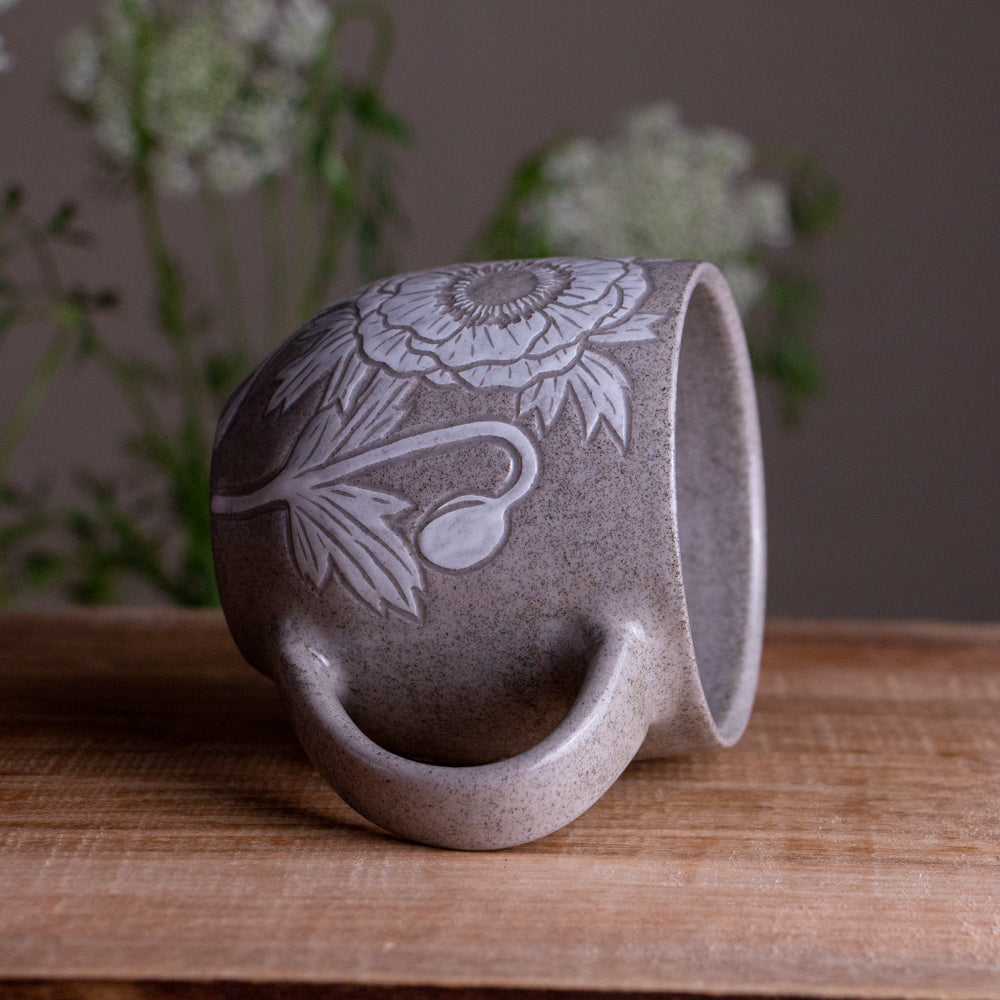 Gray Sandstone Sgraffito Anemone Mug #1 [13oz]