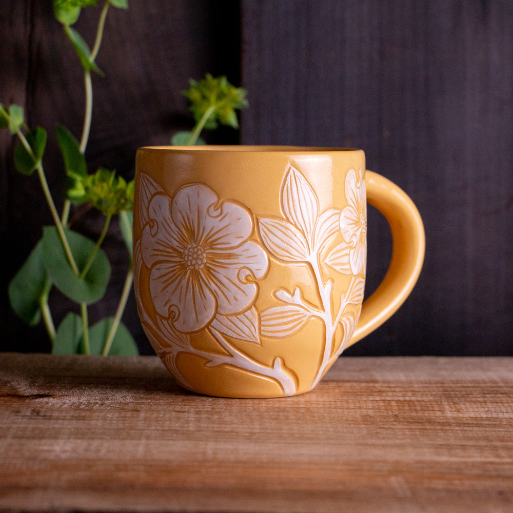 Yellow Sgraffito Dogwood Mug #2 [13oz]