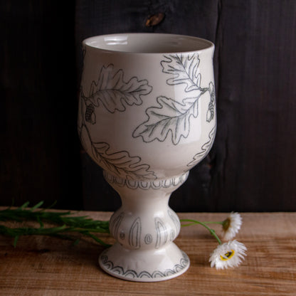 [Seconds] Oak Sketch Pedestal Vase