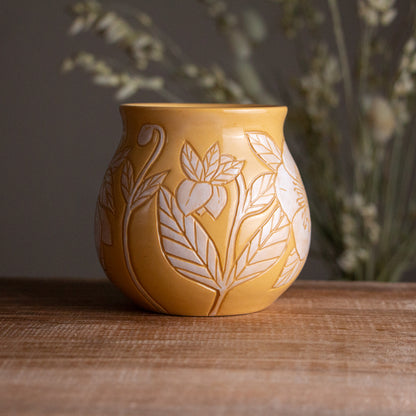 Yellow Sgraffito Hellebore Mug [15oz]