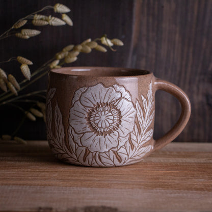 Red Sandstone Sgraffito Poppy Mug [14oz]