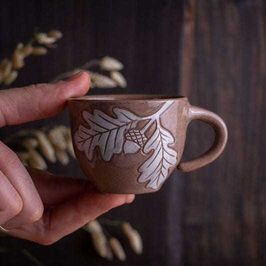 Red Sandstone Sgraffito Oak Branch Espresso Cup [3.5oz]