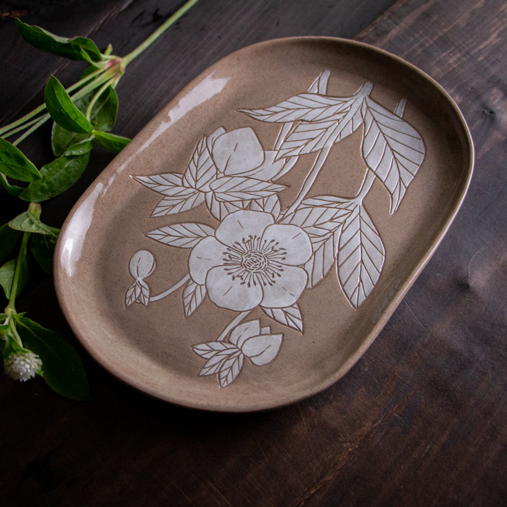 Red Sandstone Sgraffito Hellebore Tray