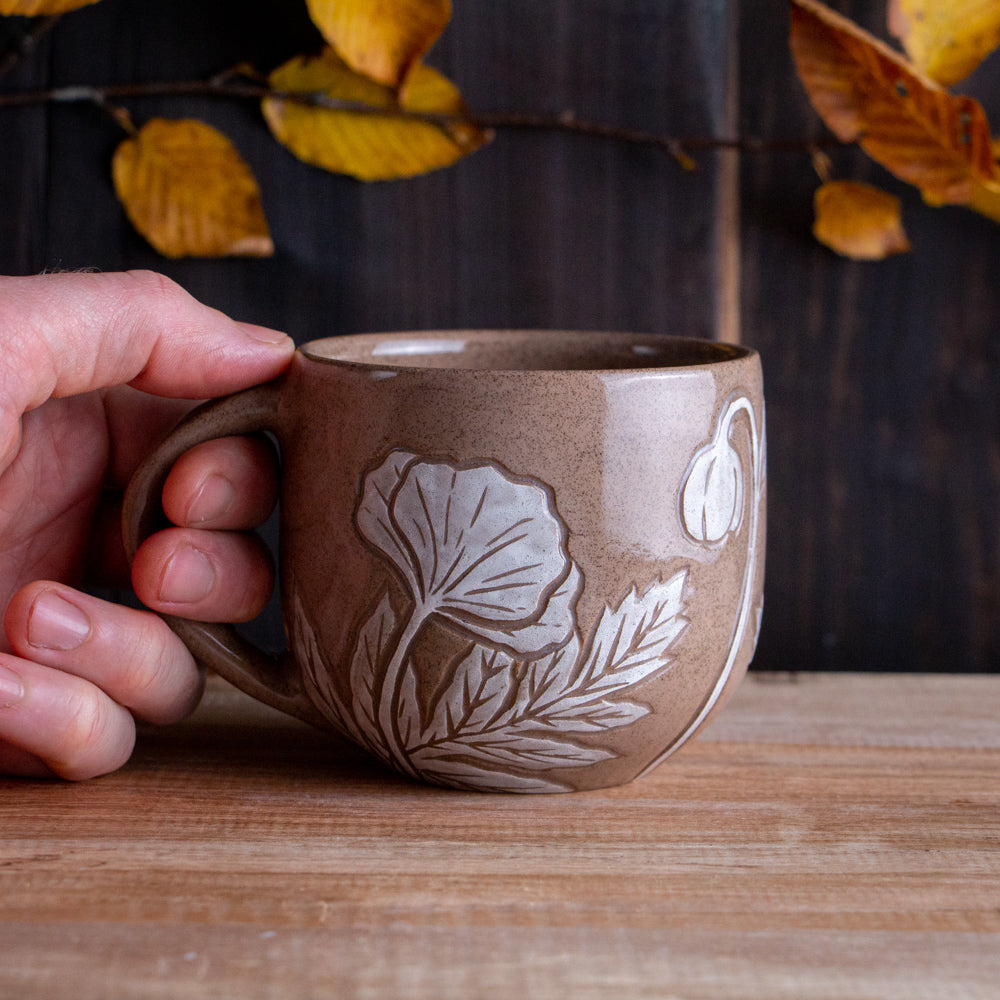 Red Sandstone Sgraffito Poppy Mug #1 [14oz]