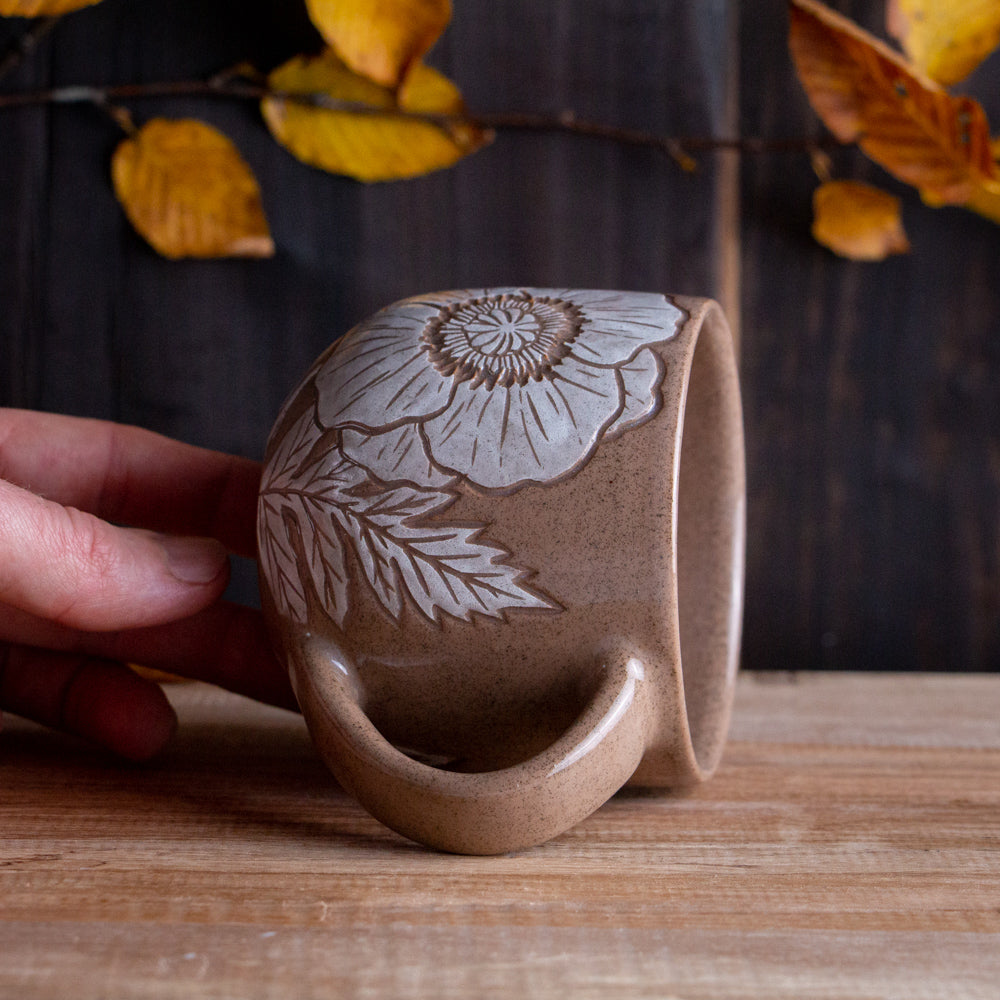 Red Sandstone Sgraffito Poppy Mug #1 [14oz]