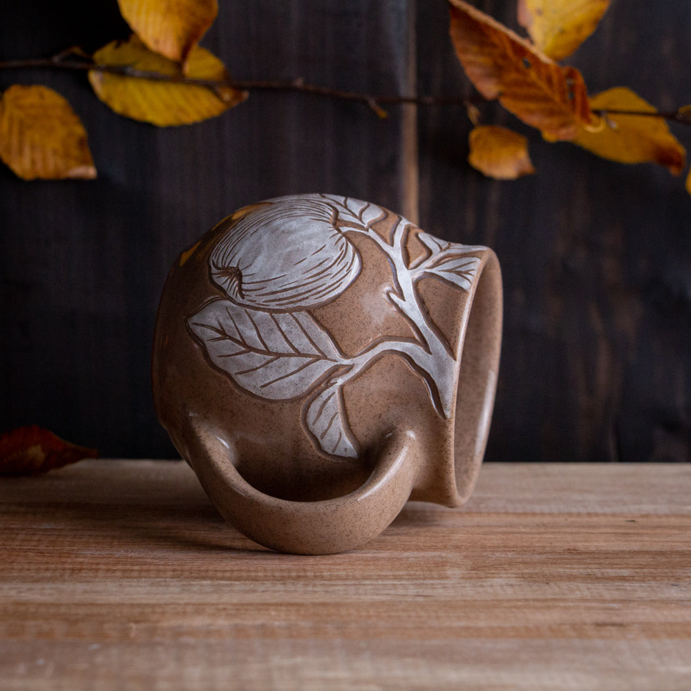 Red Sandstone Sgraffito Apple Branch Mug [13oz]
