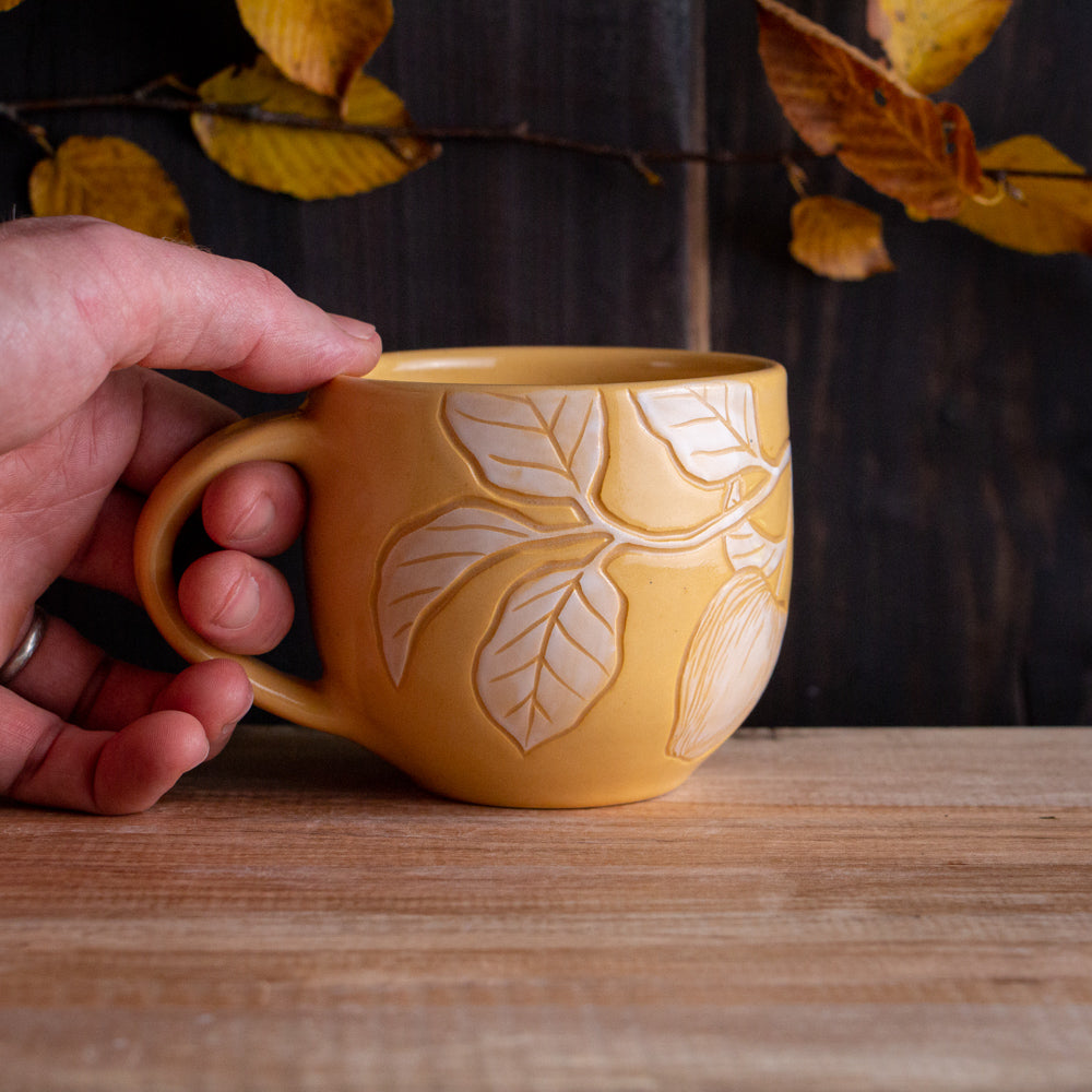 Yellow Sgraffito Apple Branch Mug [13oz]