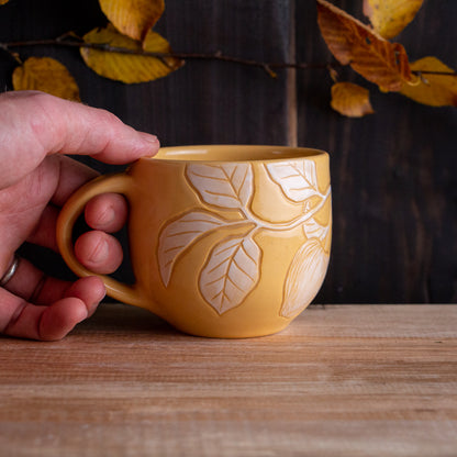 Yellow Sgraffito Apple Branch Mug [13oz]