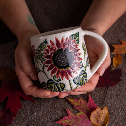 Dark Sunflower Mug 16-17oz