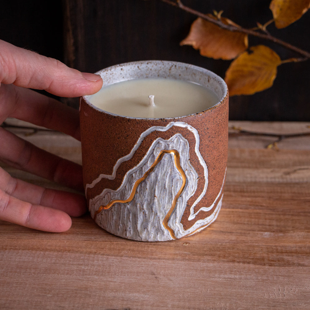 Canyon Trail Soy Candle [Citrus Cinnamon Scent]