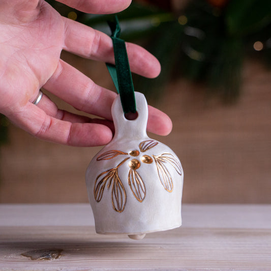 Mistletoe Ornamental Bell