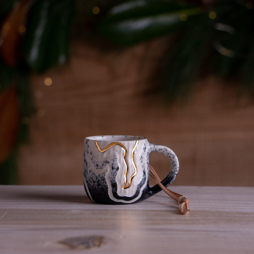Onyx Fade Trail Tiny Mug Ornament