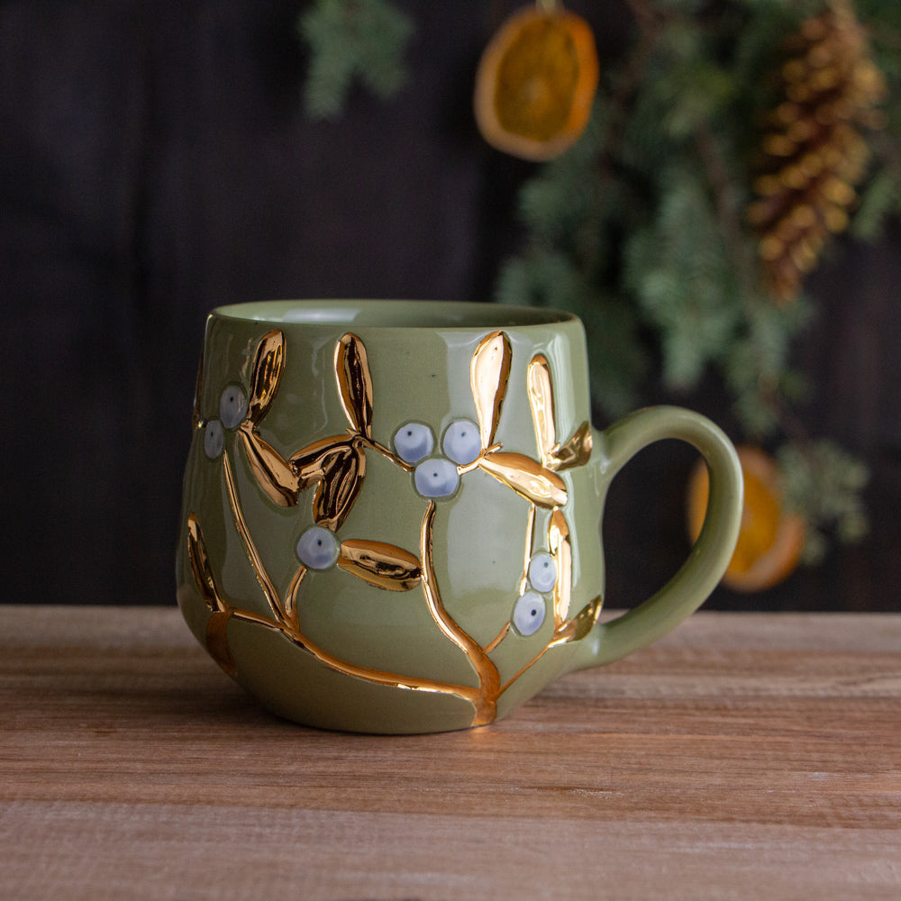 Green & Gold Mistletoe Mug #1 [14oz]