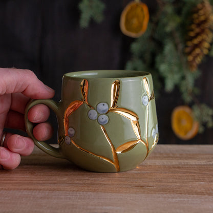 Green & Gold Mistletoe Mug #1 [14oz]