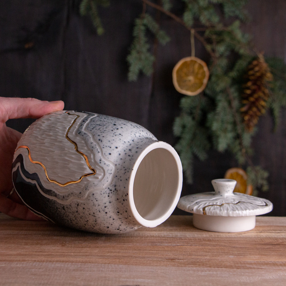 Onyx Fade Trail Jar / Canister