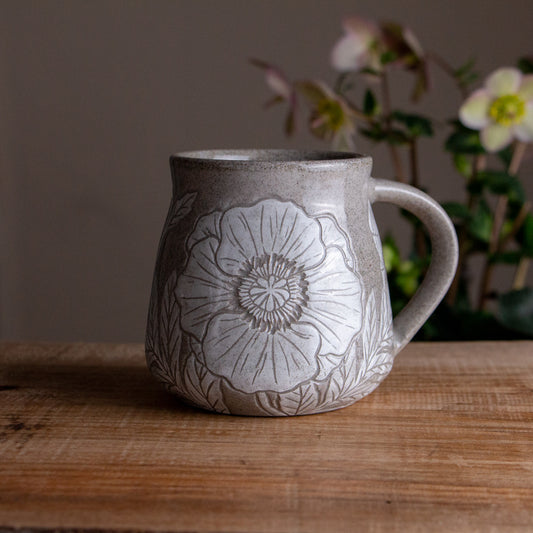 Gray Sandstone Sgraffito Poppy Mug [15oz]
