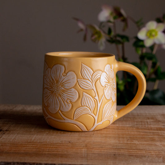 Yellow Sgraffito Dogwood Mug #1 [14oz]