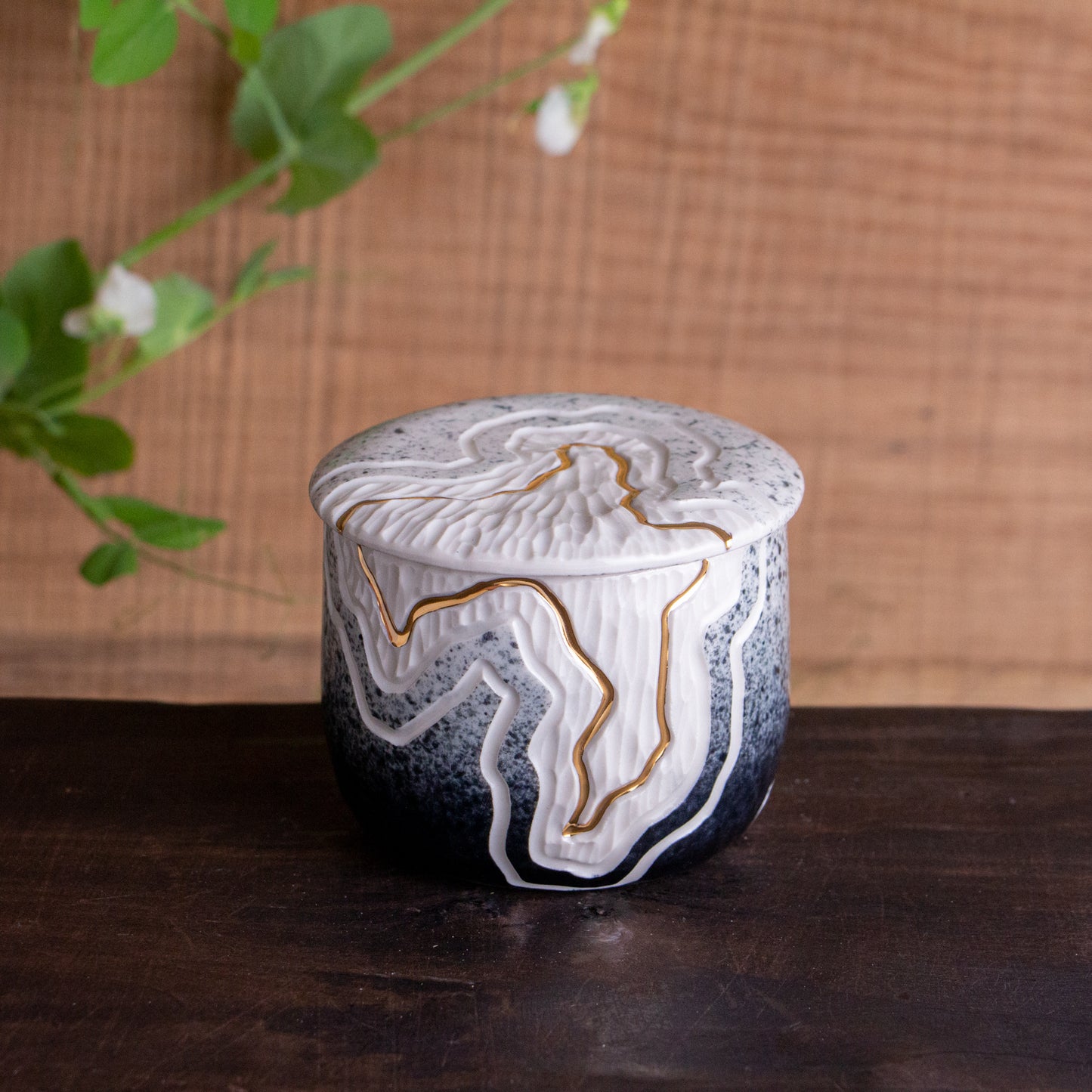 [SECONDS] Onyx Trail Butter Keeper "Butter Bell"