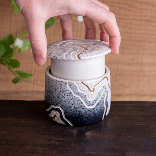[SECONDS] Onyx Trail Butter Keeper "Butter Bell"