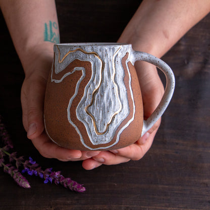 Stoneware Trail Wrap-Around Mug [16oz]