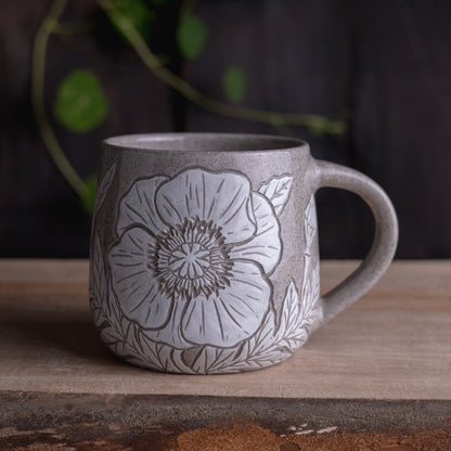 Gray Sandstone Sgraffito Poppy Mug [15oz]