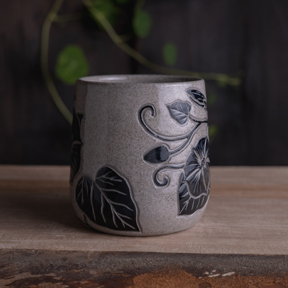 Gray Sandstone Sgraffito Morning Glory Mug [15oz]
