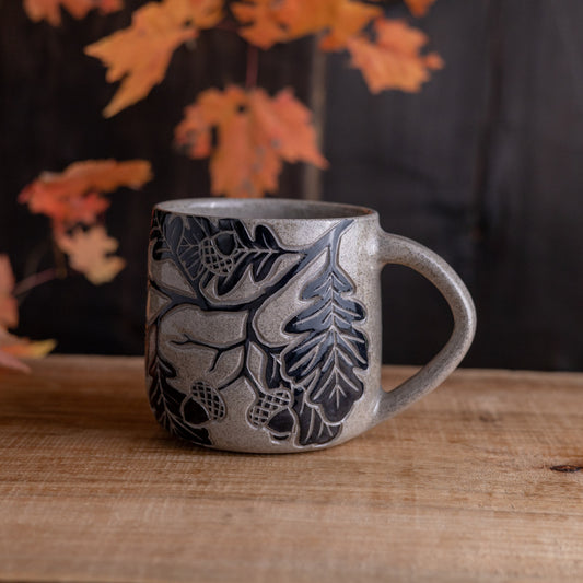 Gray Sandstone Sgraffito Oak Branch Mug [14oz]