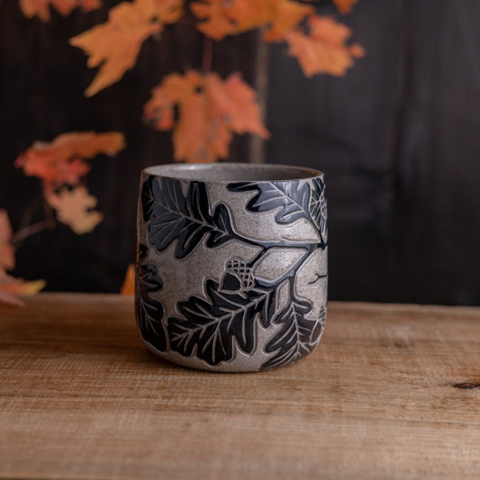 Gray Sandstone Sgraffito Oak Branch Mug [14oz]