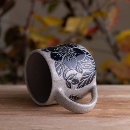 Gray Sandstone Sgraffito Hellebore Mug [14oz]